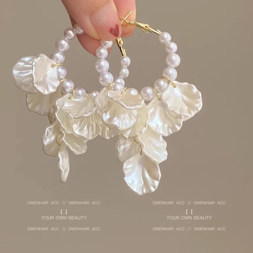 Pearl Petal Fringed Earrings